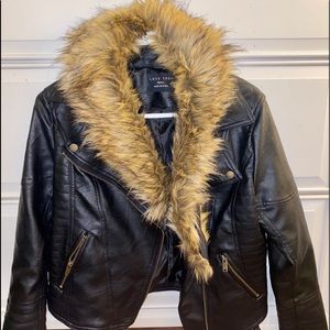 Faux Leather Jacket / Black-Neutral